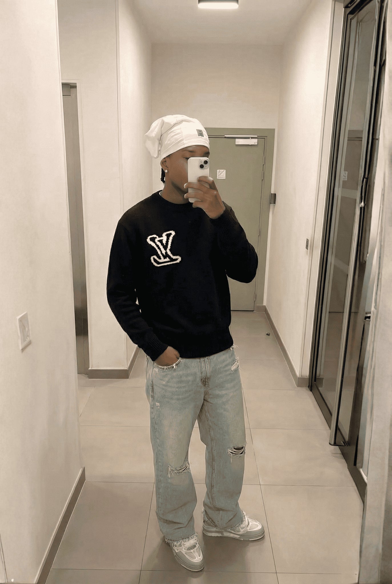 LV INTARSIA CREWNECK